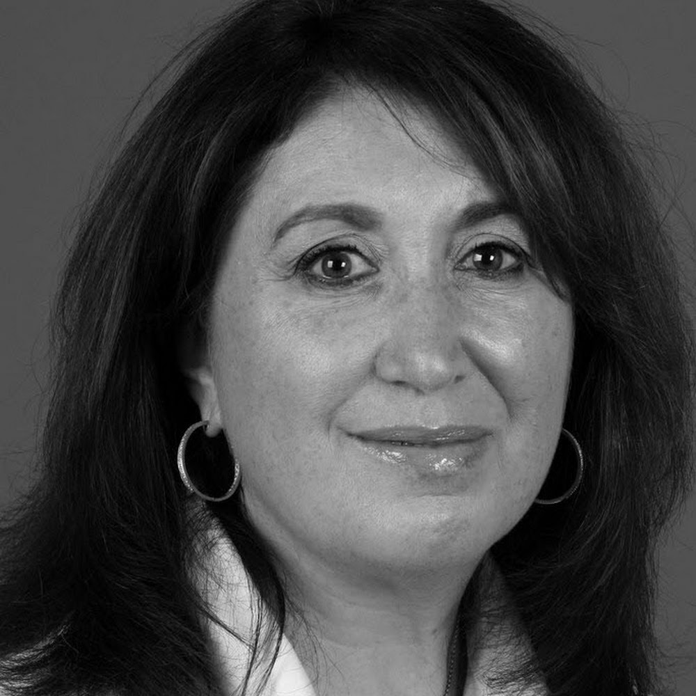 Meet your Posher, Elana